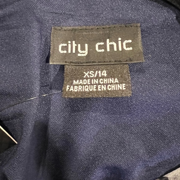 City Chic Navy Orchid V Neck Short Sleeve Floral Print Dress (XS /14) - Picture 7 of 9